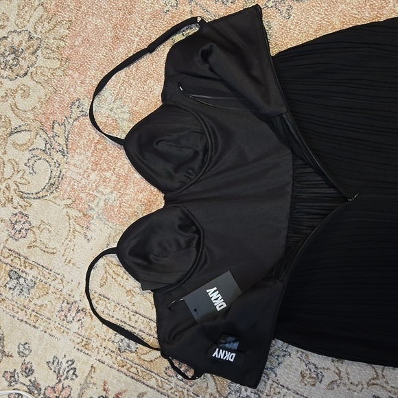 DKNY Black Micro Pleated Bustier Corset Ruffle Hem Back Zip Midi Dress Sz 10 - Picture 6 of 14